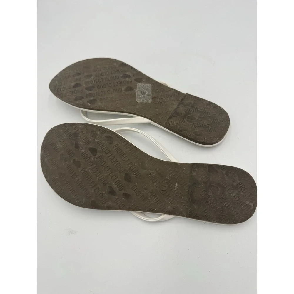Project Cloud Memory Foam Thong Sandals Size 7 White